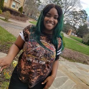 Meet your Posher, Cierra